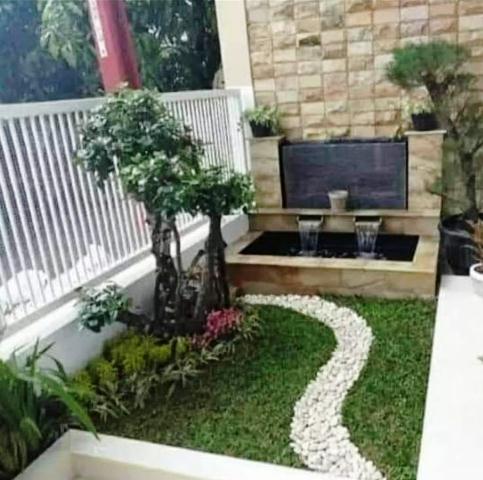 TUKANG TAMAN MINIMALIS
